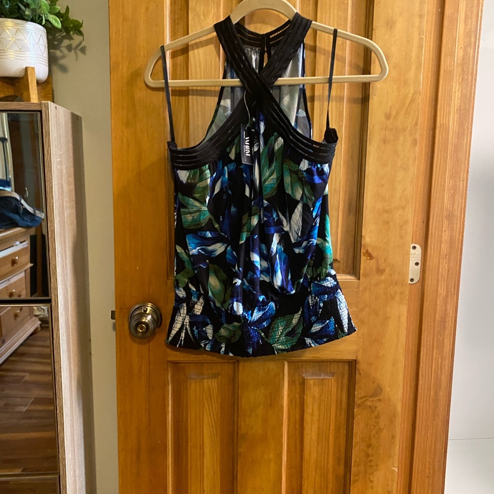 NWT. White House Black Market Blue Backless Fitted Tank Top.
